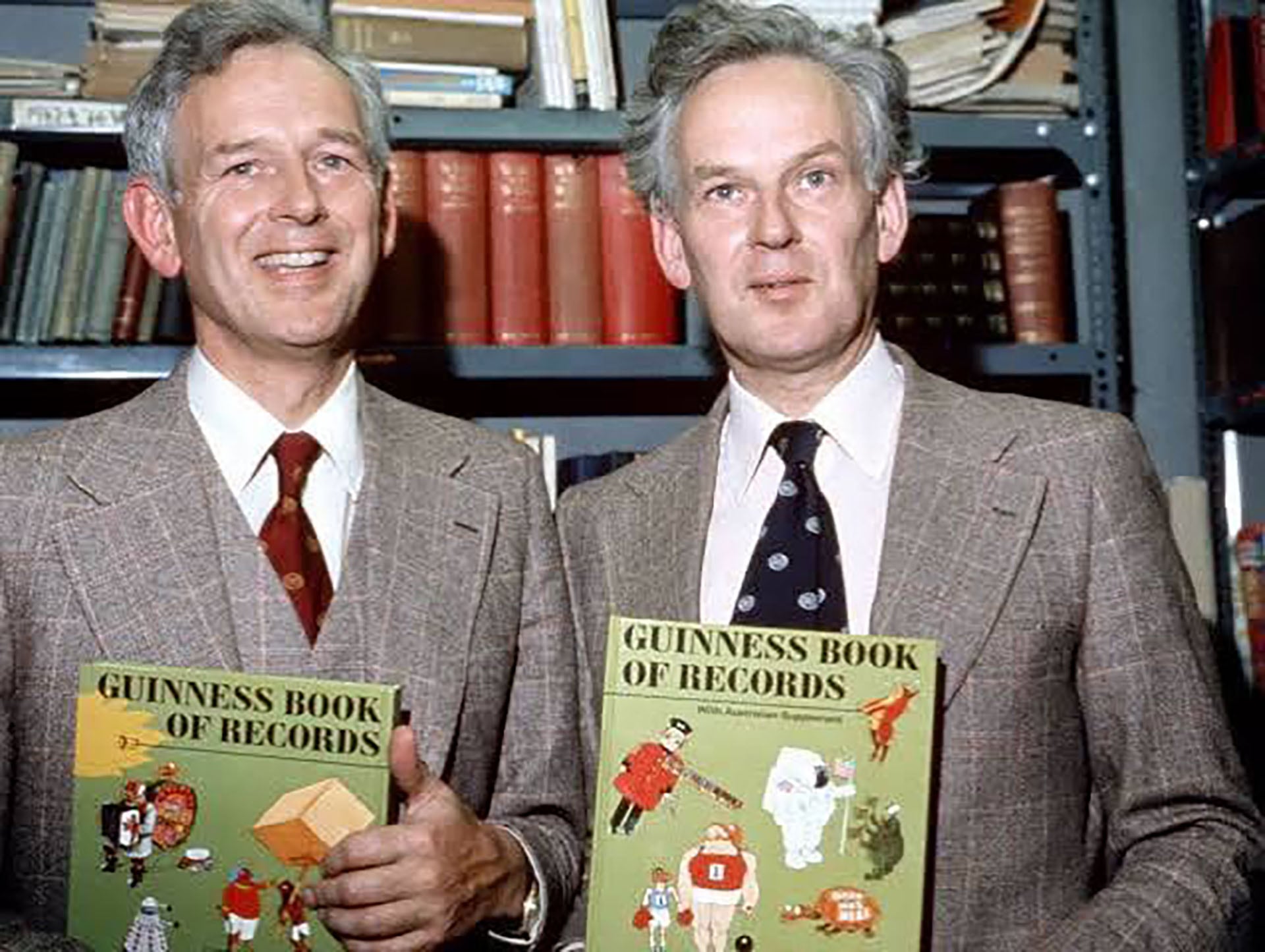 Los hermanos Norris y Ross McWhirter redactaron el primer contenido en un período de trece semanas y media (Unique Music World)