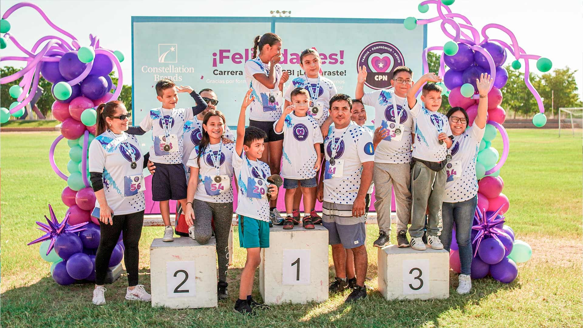 Iniciativas de Constellation Brands impactaron áreas como educación, salud y sostenibilidad, beneficiando a más de medio millón de personas.(Constellation Brands)