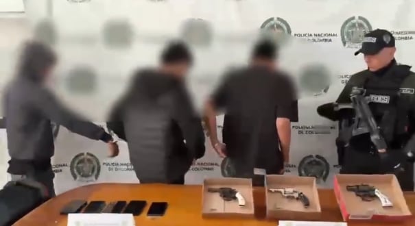 Los tres adultos capturados fueron enviados a prisión mientras avanza el proceso judicial - crédito Policía Nacional