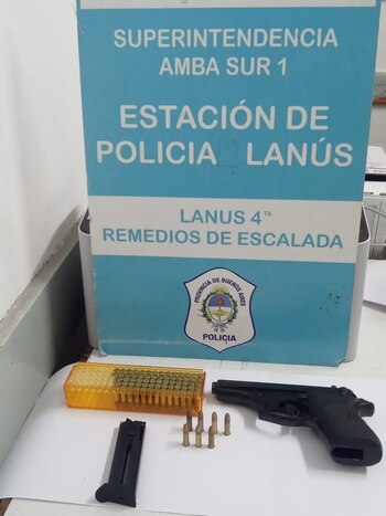 El arma secuestrada a "La