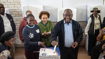 El partido de Mandela pierde