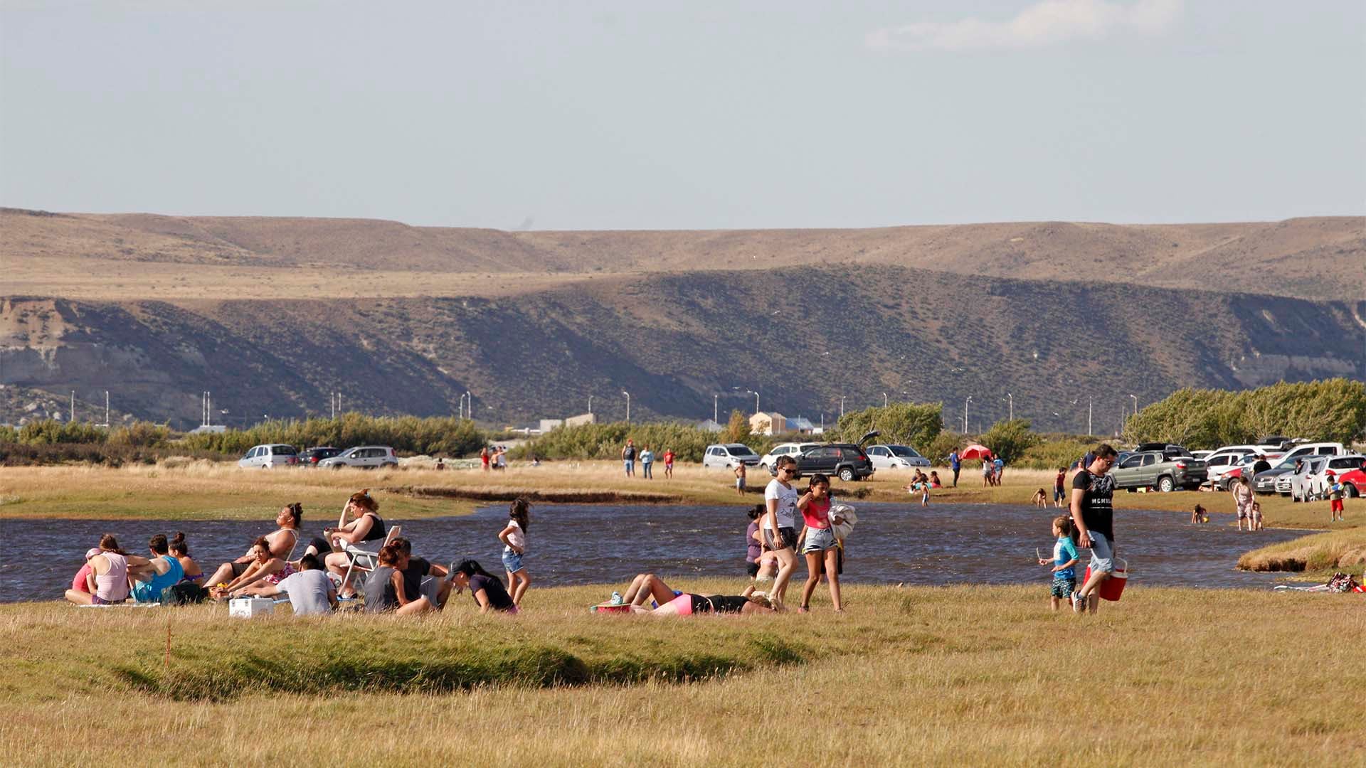Este domingo, las temperaturas trepará hasta los 35 grados en extensas zonas que abarcan desde el norte de la Patagonia hasta el norte argentino (Walter Diaz)