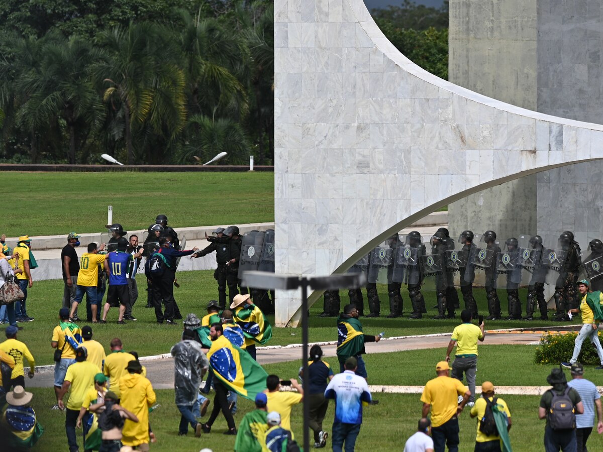 Jair Bolsonaro, militares y antiguos ministros: quién es quién en la trama golpista contra Lula da Silva - Infobae