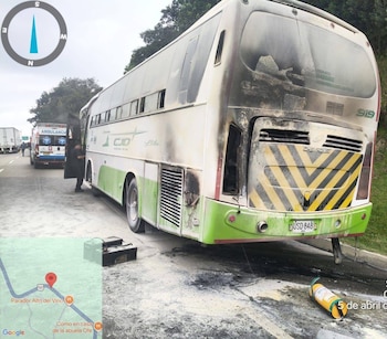 El reporte preliminar detalla que el vehículo sufrió daños en la parte trasera - crédito Suministrado