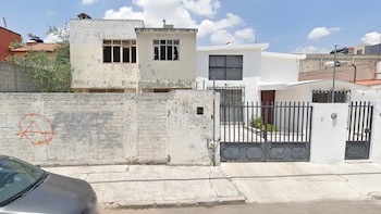 Casa de la hiena Querétaro.