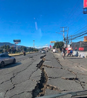 La Ungrd informó que la mayor destrucción del terremoto se concentró en viviendas, redes de servicios públicos, vías y edificaciones de salud y educación - crédito @eduardomenoni/X