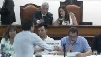 Escándalo en Chaco: fuerte encontronazo entre un diputado K y un libertario en medio de una sesión suspendida
