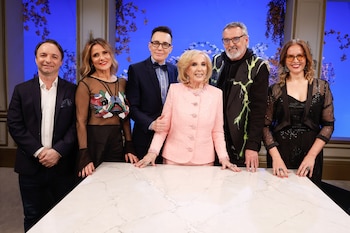Mirtha Legrand acompañada por Miguel