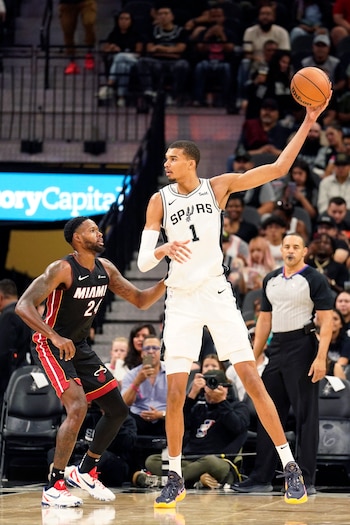 El circulo íntimo de Wemby