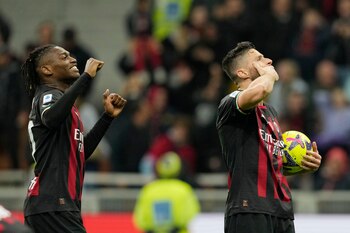 Olivier Giroud, del Milan, festeja