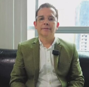 El médico alega que "bodegas políticas" divulgaron el video para perjudicar su reputación - crédito carvaldivieso / Instagram