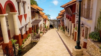 Enclavado en las paradisíacas tierras