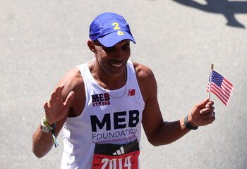 Para Meb Keflezighi, medallista olímpico