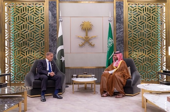 Pakistán prometió defender a Arabia Saudí ante la escalada de ataques de los hutíes de Yemen. (Saudi Press Agency/Handout via REUTERS)