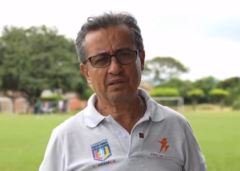 Pacheco es preparador físico y entrenador del club Real Independiente Ginebra - crédito @hernandoariaslondono/Instagram