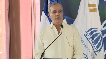 “El 85% de lo que consumimos es producción nacional”, afirma Abinader en acto por el Día del Agricultor en RD