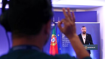 Carneiro o Santos: el PS