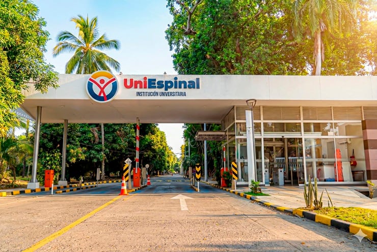 La decisión fue adoptada mediante la Resolución 015896 de 2026, sustentada en una visita de inspección realizada el 26 y 27 de febrero de 2026 - crédito Ministerio de Educación