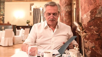 Alberto Fernández en el hotel