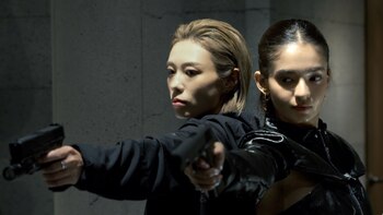 Su interpretación en Crush revela una nueva faceta de Kim Ye-Ji, quien, más allá de su dominio en el deporte, se muestra como una actriz con una presencia única, lista para conquistar nuevos horizontes. (ASIA LAB)