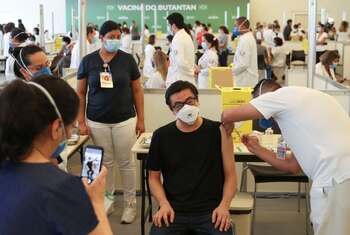 IMAGEN DE ARCHIVO. Un trabajador