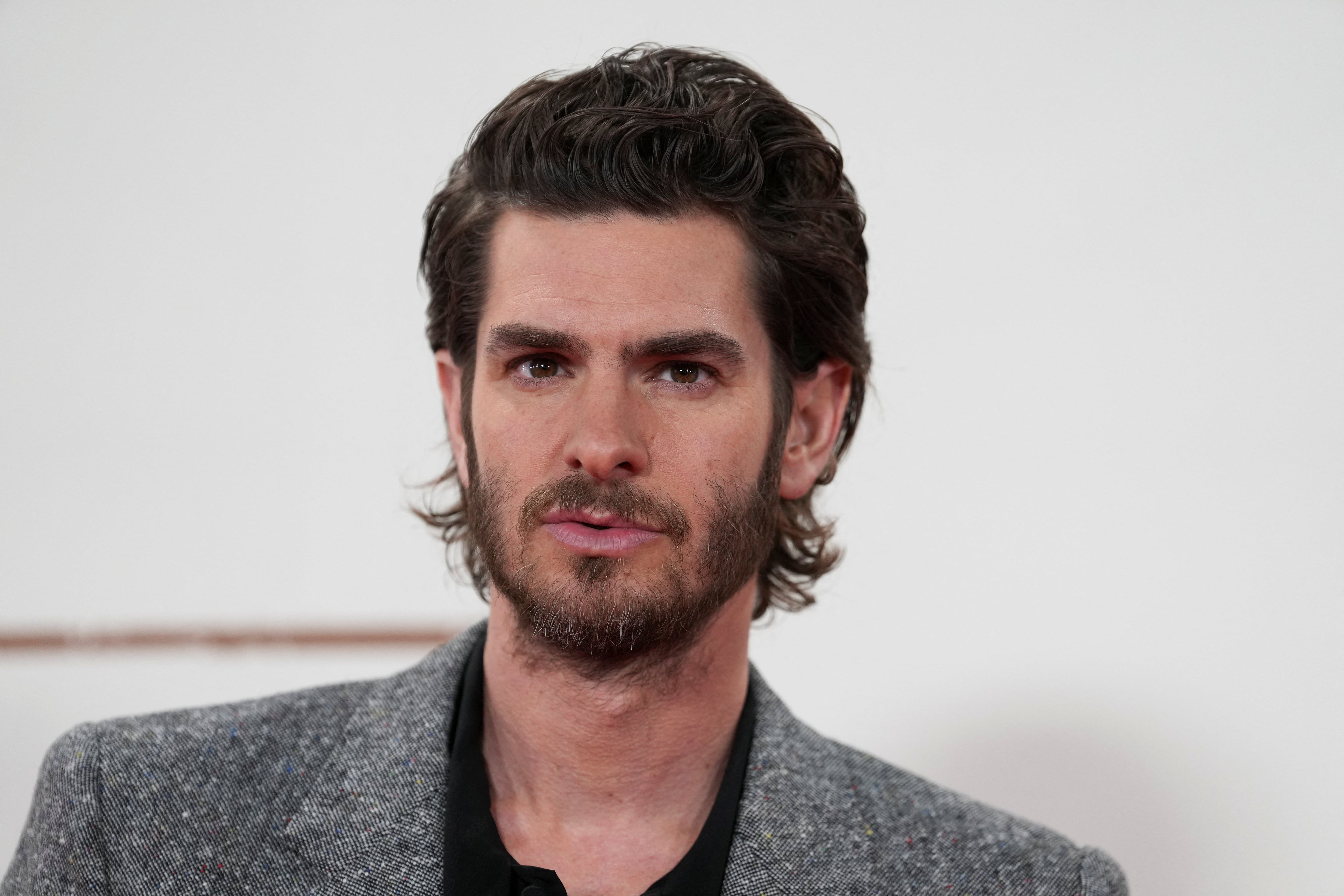 Andrew Garfield admitió que piensa con frecuencia en alejarse de Hollywood y de la exposición mediática que exige su carrera (REUTERS/Maja Smiejkowska)