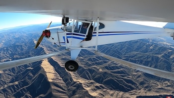 Toma exterior de la avioneta