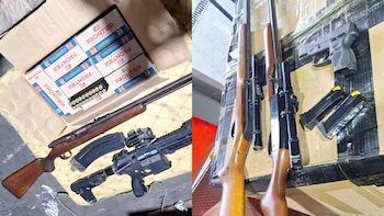 El cargamento incautado incluía cuatro rifles, una carabina M4, una pistola y 400 municiones, destinado a Huehuetenango, Guatemala. (Cortesía: Policía Nacional Civil de Guatemala)