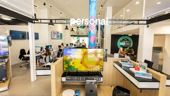 La compañía brinda servicios a