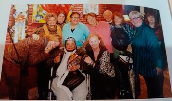 Junto a Josefina Arroyo y