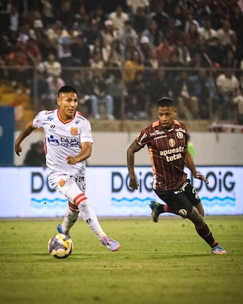 Universitario recibe a Atlético Grau
