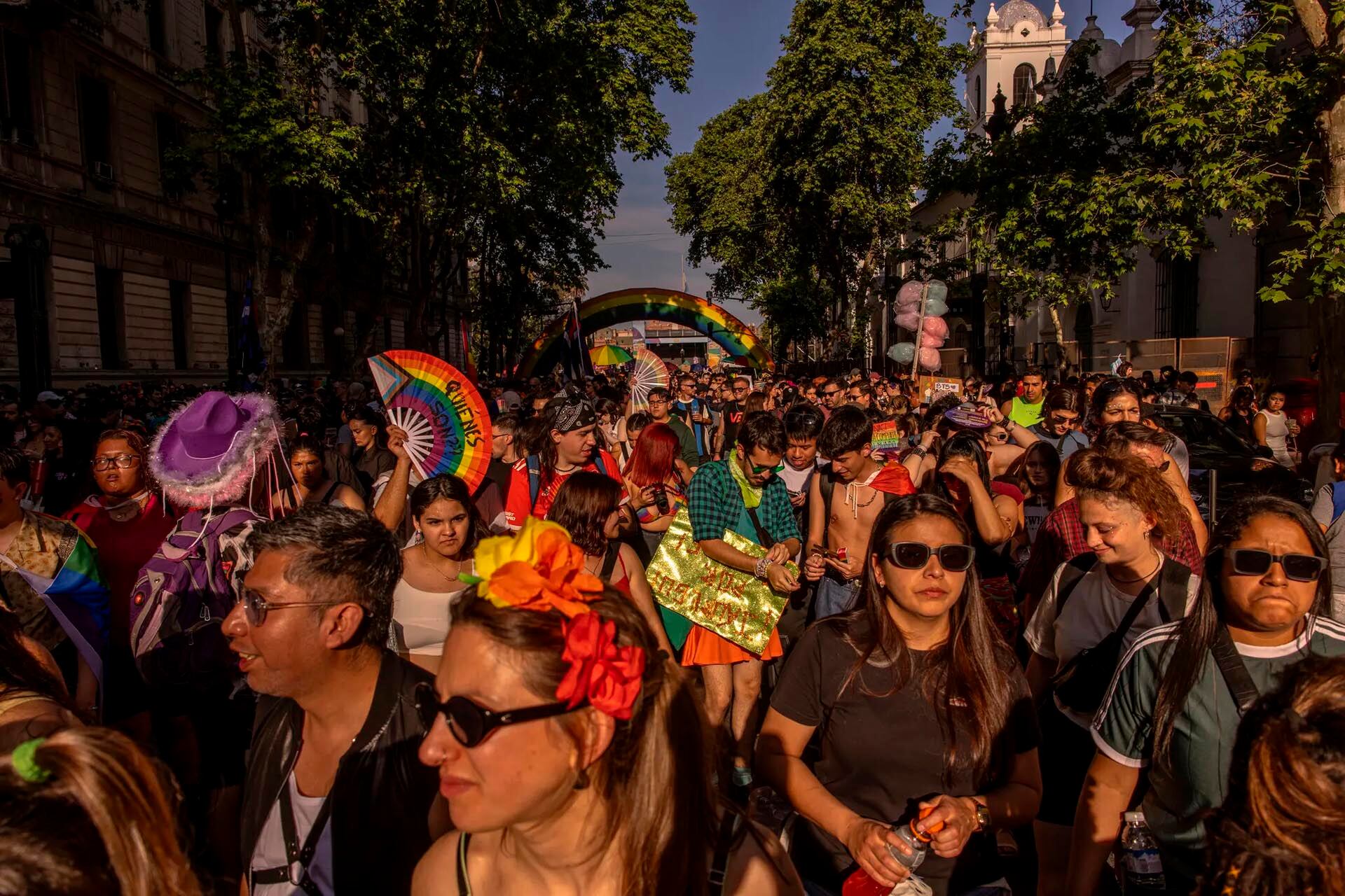 Participantes en la Marcha del Orgullo.