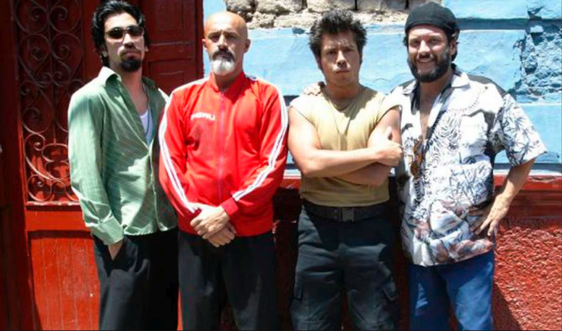 La reunión de Miyashiro, Alcántara y Sibille desató la euforia de los seguidores que esperaban verlos nuevamente como Tony Blades, Dragón y Mandril, los héroes de una generación televisiva. (La Gran Sangre)