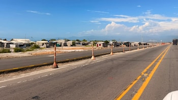Inició la construcción de un viaducto de cinco kilómetros entre Santa Marta y Barranquilla para reconectar el Caribe con la Ciénaga Grande