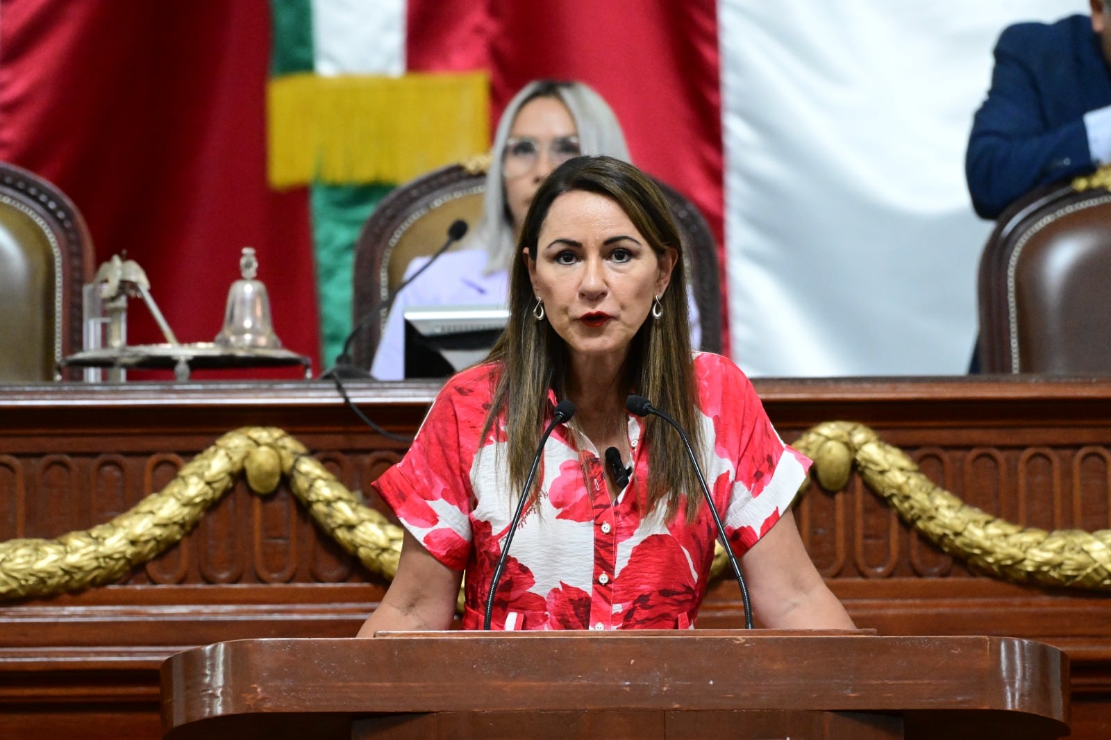 La diputada de Morena Leonor Gómez Otegui presentó ante el Congreso de la Ciudad de México una iniciativa para reconocer el derecho a la desconexión digital de las y los servidores públicos