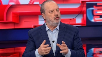 Redes sociales dejan ‘fuera de lugar’ a Roberto Gómez Junco por respaldo a Morena