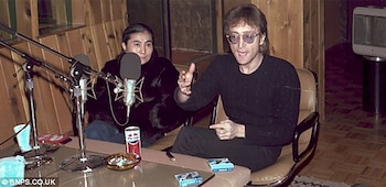 John Lennon (1940-1980) y Yoko