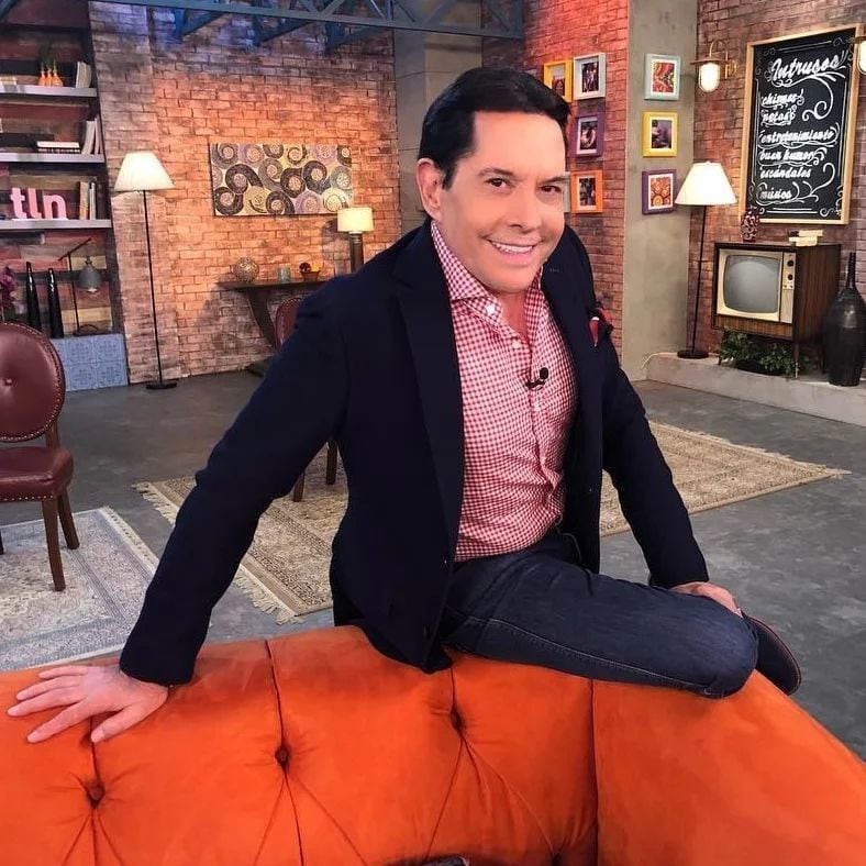 Pepillo Origel recibió la noticia del fallecimiento de su madre mientras se encontraba en Brasil, lo que dificultó su regreso a México (Instagram: @juanjoseorigel)