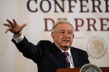 AMLO se comprometió a formalizar