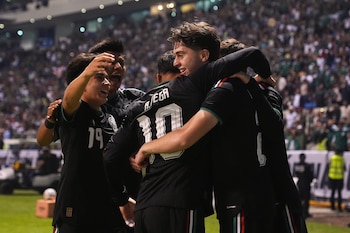 A sus 17 años, Gilberto Mora podría romper el récord del mexicano más joven en jugar un Mundial el 11 de junio frente a Sudáfrica. (AP Foto/Fernando Llano)