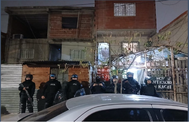 El domicilio de la villa Rodrigo Bueno donde se encontró la cocina