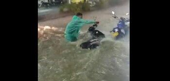 Llovió por más de cuatro