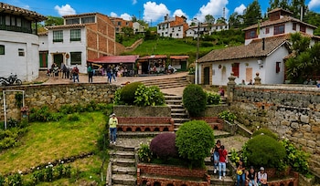 El Puente de Calicanto, declarado monumento nacional, cruza el río El Morro y representa una muestra de la ingeniería colonial de Monguí - crédito Google Maps/Imagen Ilustrativa Infobae