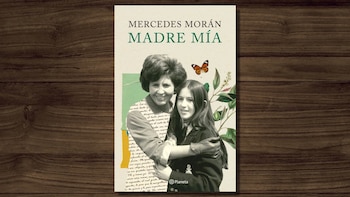 Portada de "Madre Mía" de Mercedes Morán. Collage vintage de mujer abrazando niña, texto manuscrito, mariposa, y hojas botánicas sobre fondo crema