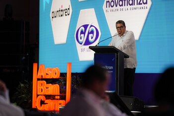 La Contraloría destaca la urgencia de mejorar la eficiencia tributaria ante los retos de evasión y elusión fiscal - crédito @Colcob_Colombia/X