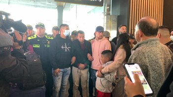 Usuarios de Viva hacen una