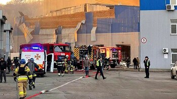 Bomberos ucranianos en alerta ante