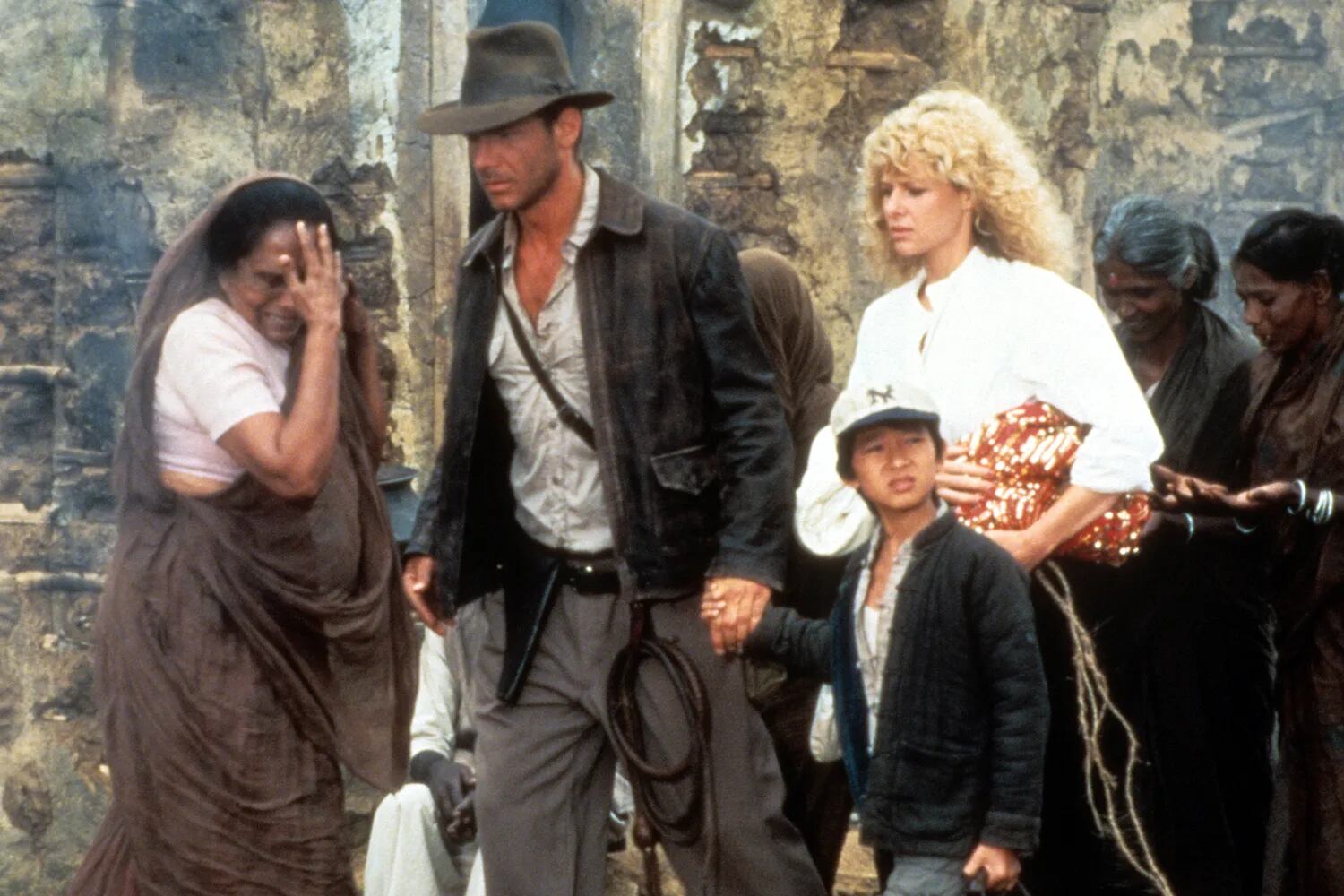 Ke Huy Quan destacó el apoyo que le dio Harrison Ford dentro y fuera del set. (Captura de video)