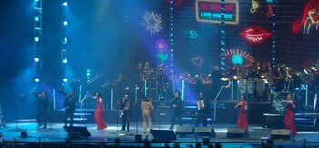 Entre vitoreos de emoción, concluye