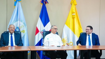 Gobierno Dominicano expone al Consejo del Episcopado su estrategia económica frente a la crisis internacional
